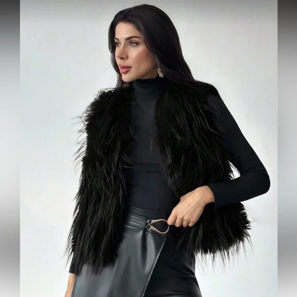 Luxury Vintage-Inspired Chocolate Brown Faux Fur Vest | Old Money Aesthetic - Picture 5 of 7